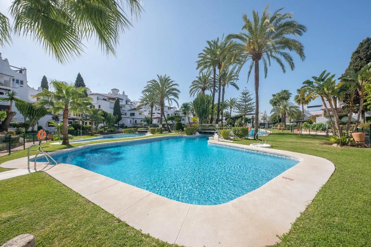 Aldea Blanca Luxury Townhouse Villa Marbella