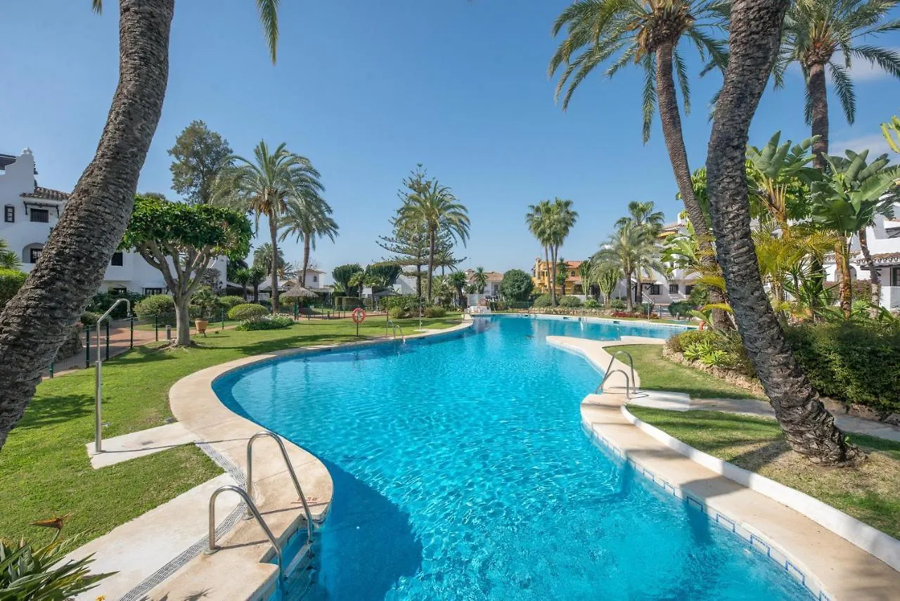 Сasa de vacaciones Villa Aldea Blanca Luxury Townhouse Marbella
